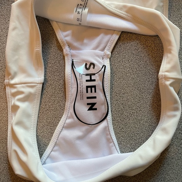 Shein White Strapless Bikini Set Size Medium - Picture 6 of 12